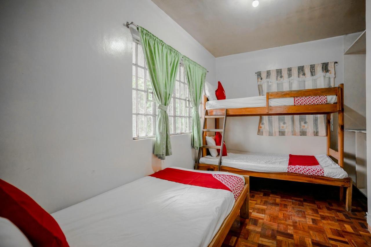 Oyo 760 Tiptop Vacation Homes Baguio City Exterior photo